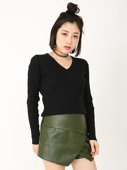 リブVネックロングスリーブTOP(ブラック)