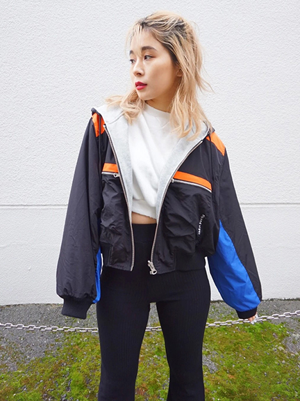 美品　シェアードウィーゼルリバーシブルフーディコート　おまけ付き セール】 【2WAY】リバーシブルフーディ アウター （その他