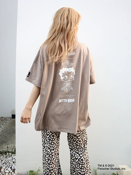 FIG&VIPER BettyコラボBIG-T 新品未使用 BettyコラボBIG-T | クロッシング | トップス | FIG & VIPER