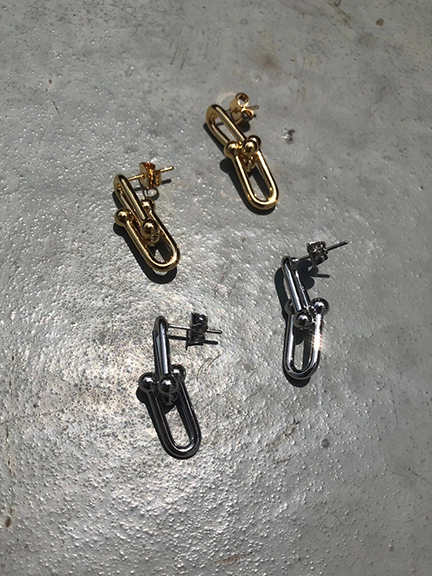 リンクピアス(ゴールド)