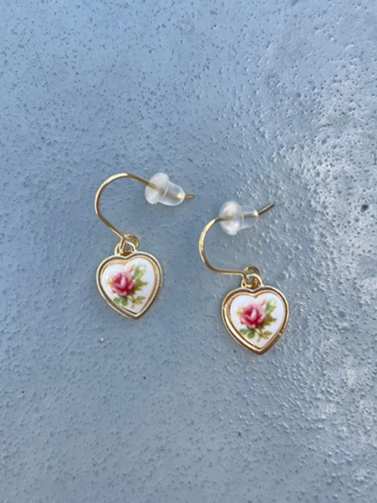 フラワーハートピアス | アクセサリー | ピアス・イヤリング | FIG 