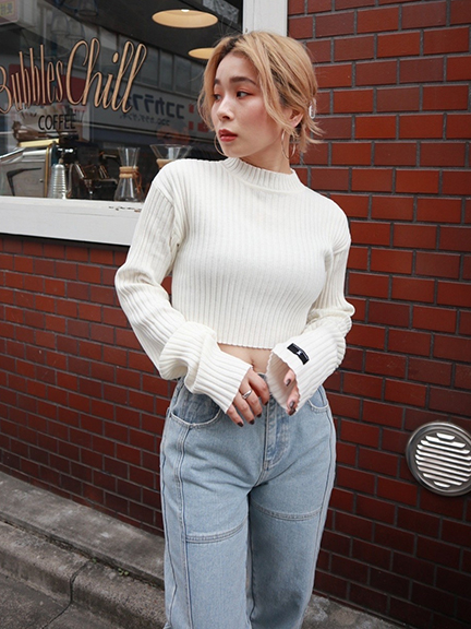 美品⭐︎LOUIS VUITTON リブニットクロップトップ 3color 】キーネックボタンデザインクロップドリブニット