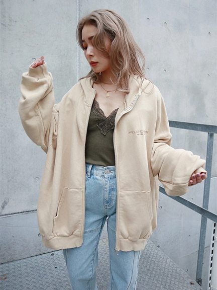 LOGOヘビーBIGフーディ― | クロッシング | トップス | FIG