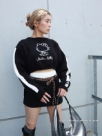 FIG＆VIPER(フィグアンドヴァイパー) |Hello Kitty ショートニットTOP(ブラック)